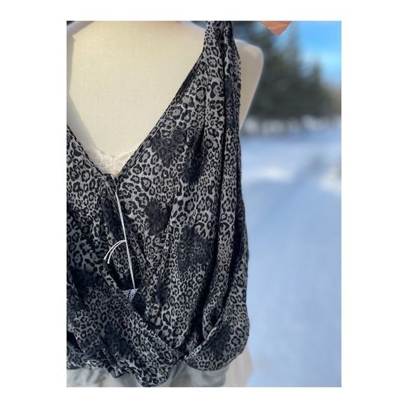 Intimately Free People Siren Song Printed Wrap Bodysuit Sleeveless Sz XS NWT - Picture 6 of 16